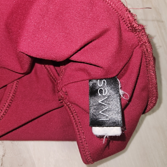 Savvi Addy Sports Bra Red Women's Medium (Tag Worn) Low Impact Racerback - Picture 7 of 9